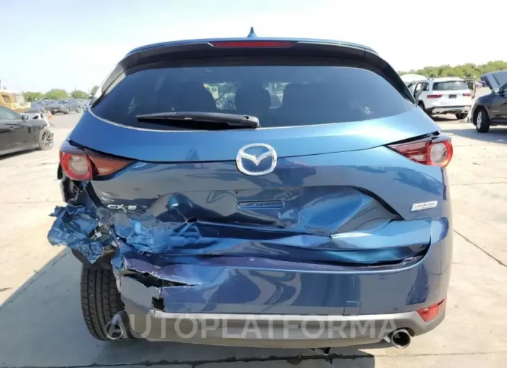 MAZDA CX-5 TOURI 2017 vin JM3KFACL1H0213822 from auto auction Copart