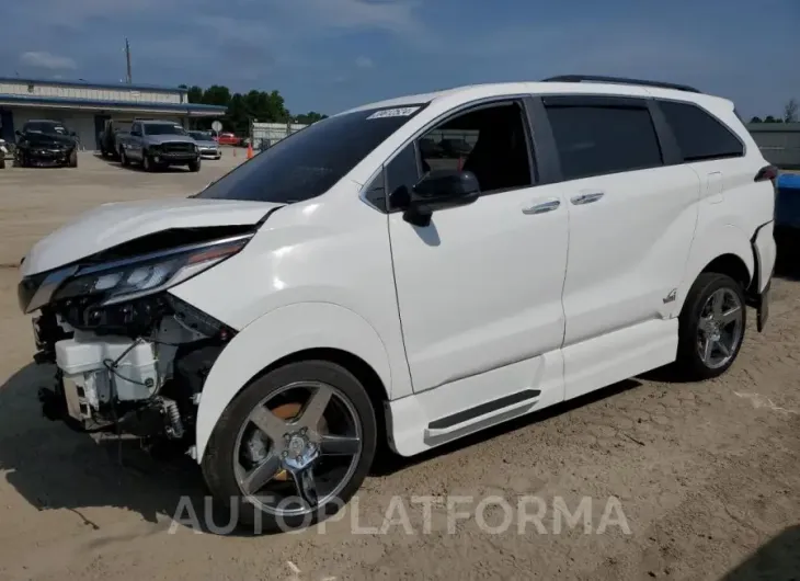 TOYOTA SIENNA XSE 2023 vin 5TDDSKFC0PS083168 from auto auction Copart