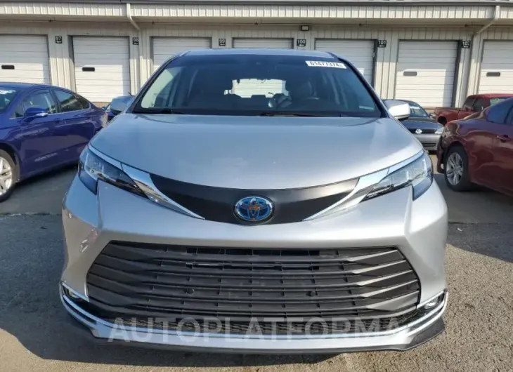 TOYOTA SIENNA XLE 2021 vin 5TDJRKEC3MS038320 from auto auction Copart