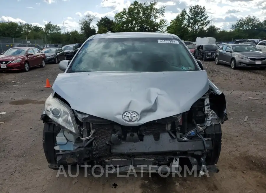 TOYOTA SIENNA LE 2015 vin 5TDKK3DC7FS538290 from auto auction Copart