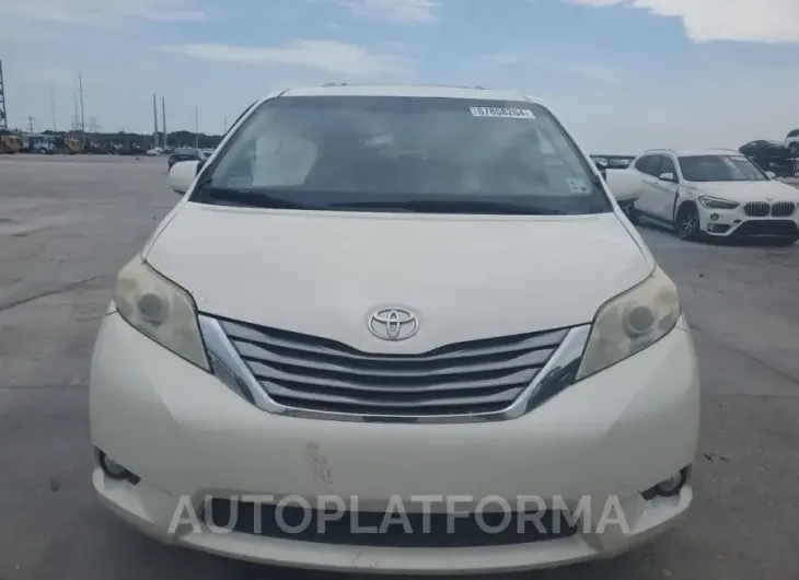 TOYOTA SIENNA XLE 2017 vin 5TDYZ3DCXHS805933 from auto auction Copart