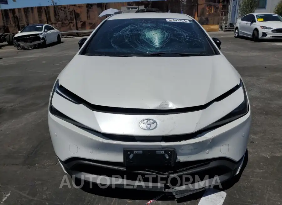 TOYOTA PRIUS LE 2024 vin JTDACAAU3R3026056 from auto auction Copart