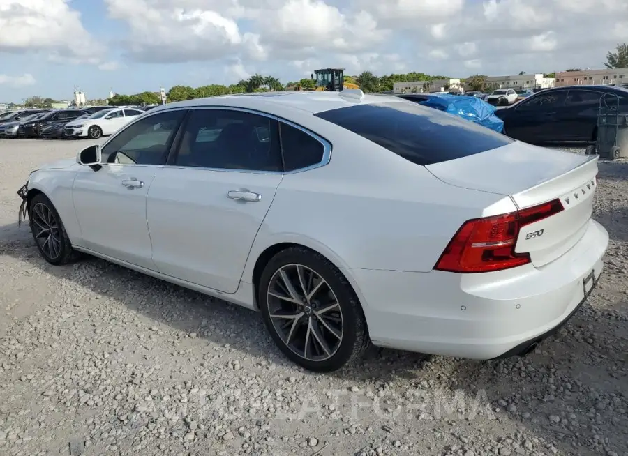 VOLVO S90 T5 MOM 2018 vin LVY982AK3JP034639 from auto auction Copart