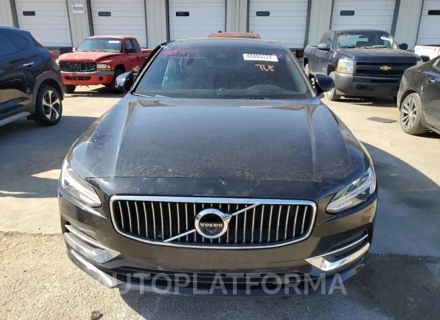 VOLVO S90 T6 INS 2017 vin YV1A22ML8H1003307 from auto auction Copart