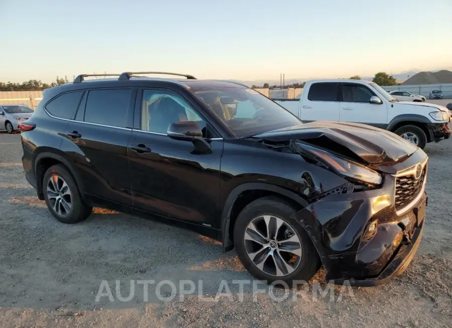 TOYOTA HIGHLANDER 2022 vin 5TDHBRCH8NS095897 from auto auction Copart