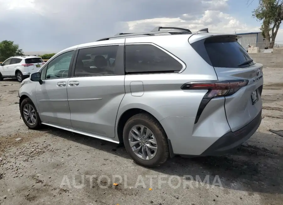 TOYOTA SIENNA XLE 2024 vin 5TDJRKECXRS201987 from auto auction Copart