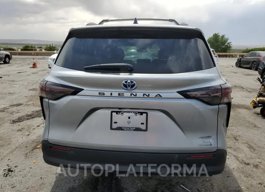 TOYOTA SIENNA XLE 2024 vin 5TDJRKECXRS201987 from auto auction Copart