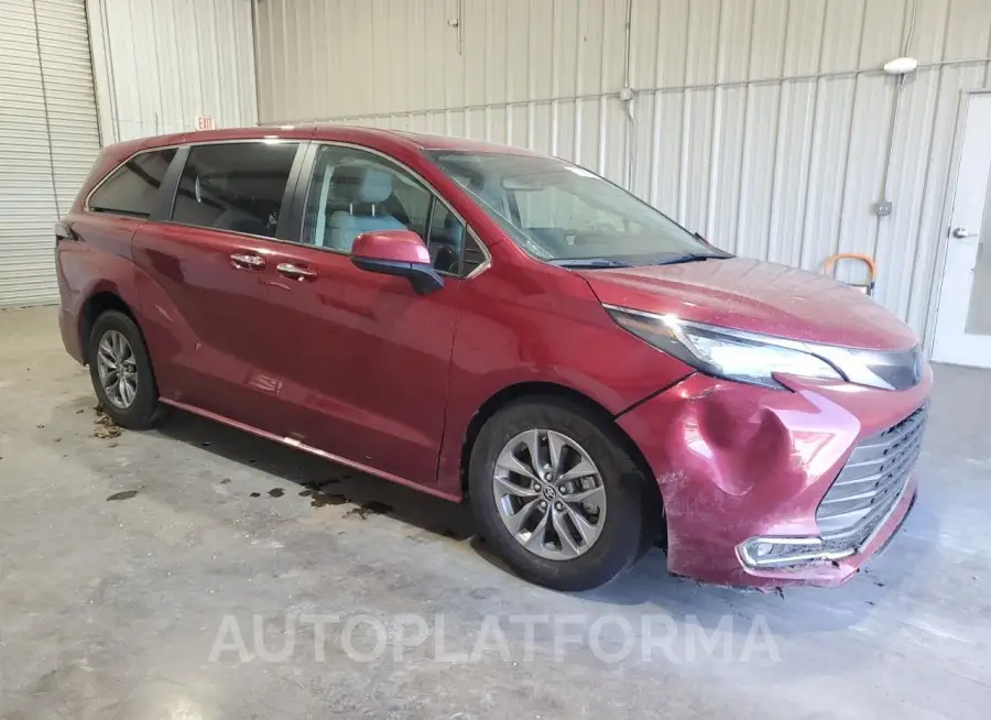 TOYOTA SIENNA XLE 2022 vin 5TDYRKEC5NS134000 from auto auction Copart