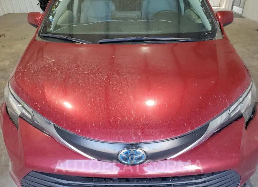 TOYOTA SIENNA XLE 2022 vin 5TDYRKEC5NS134000 from auto auction Copart