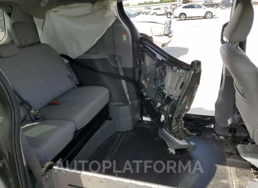 TOYOTA SIENNA XLE 2020 vin 5TDYZ3DC9LS083816 from auto auction Copart