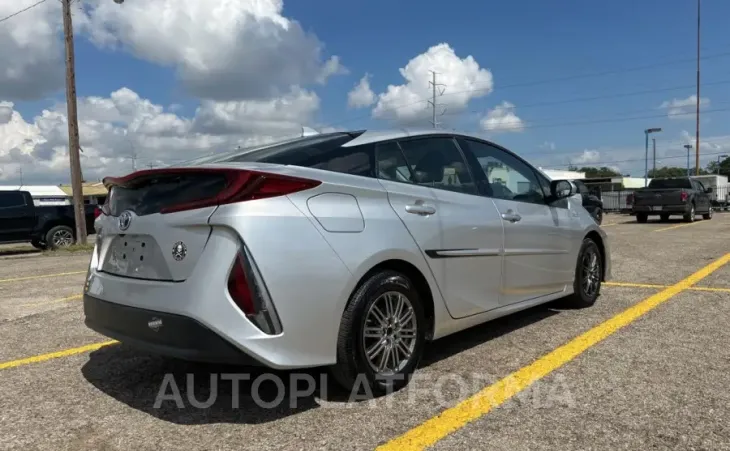 TOYOTA PRIUS PRIM 2018 vin JTDKARFP7J3088527 from auto auction Copart