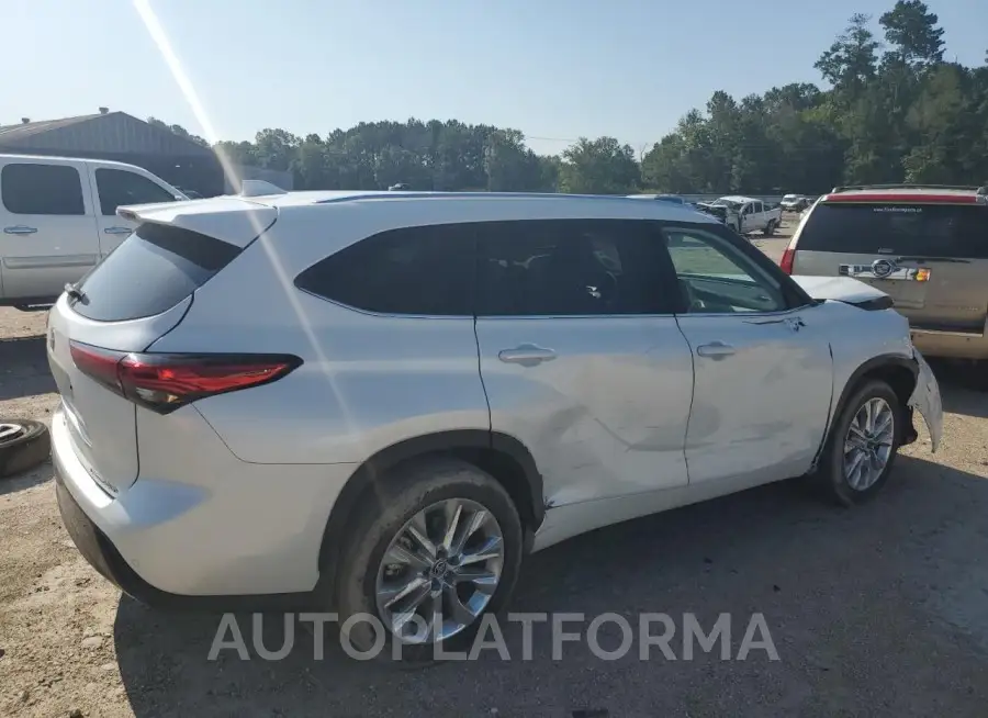 TOYOTA HIGHLANDER 2022 vin 5TDDZRBH3NS561991 from auto auction Copart