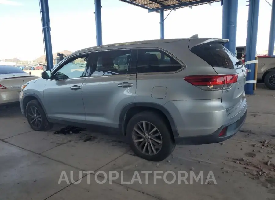 TOYOTA HIGHLANDER 2019 vin 5TDKZRFH2KS557508 from auto auction Copart