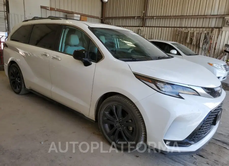 TOYOTA SIENNA XSE 2022 vin 5TDXRKECXNS095383 from auto auction Copart