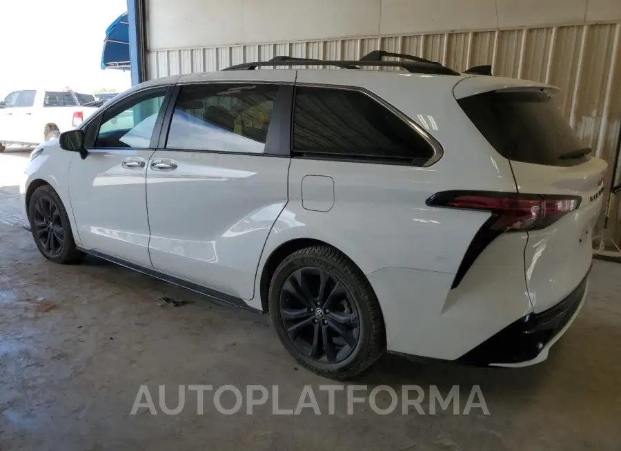 TOYOTA SIENNA XSE 2022 vin 5TDXRKECXNS095383 from auto auction Copart