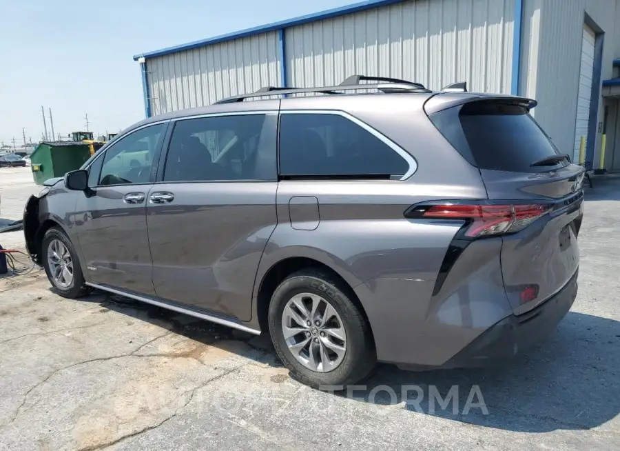 TOYOTA SIENNA XLE 2021 vin 5TDYRKECXMS001926 from auto auction Copart