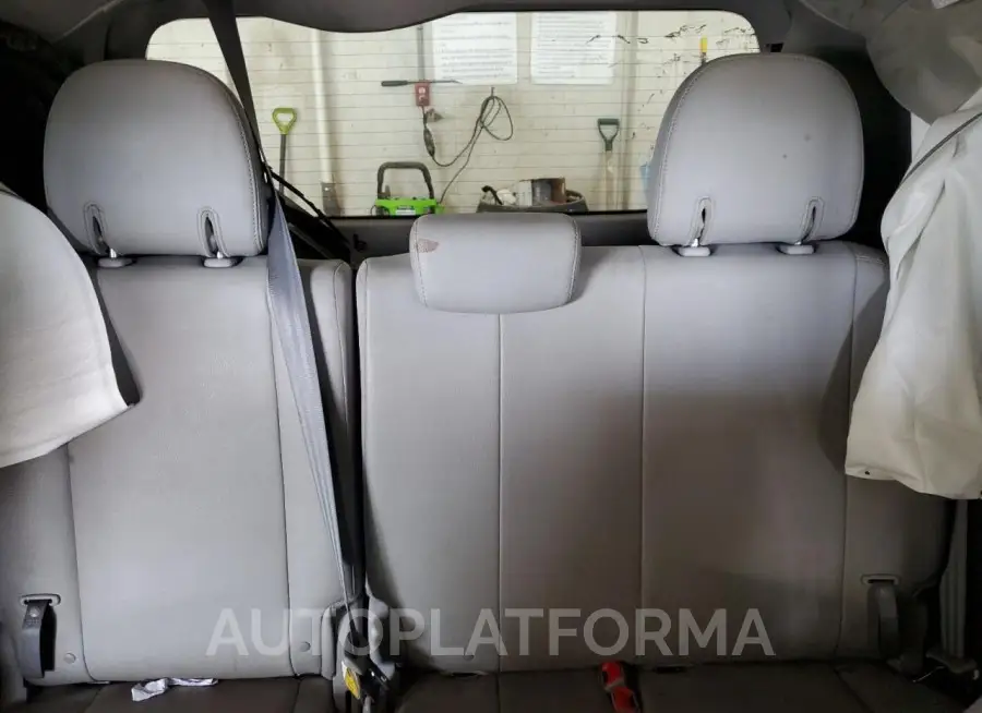 TOYOTA SIENNA XLE 2019 vin 5TDYZ3DC9KS017331 from auto auction Copart