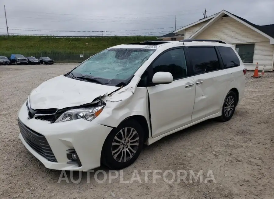 TOYOTA SIENNA XLE 2019 vin 5TDYZ3DC9LS032543 from auto auction Copart