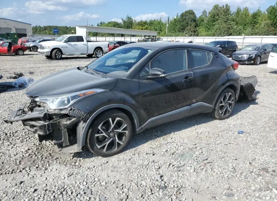 TOYOTA C-HR XLE 2018 vin NMTKHMBX1JR013923 from auto auction Copart