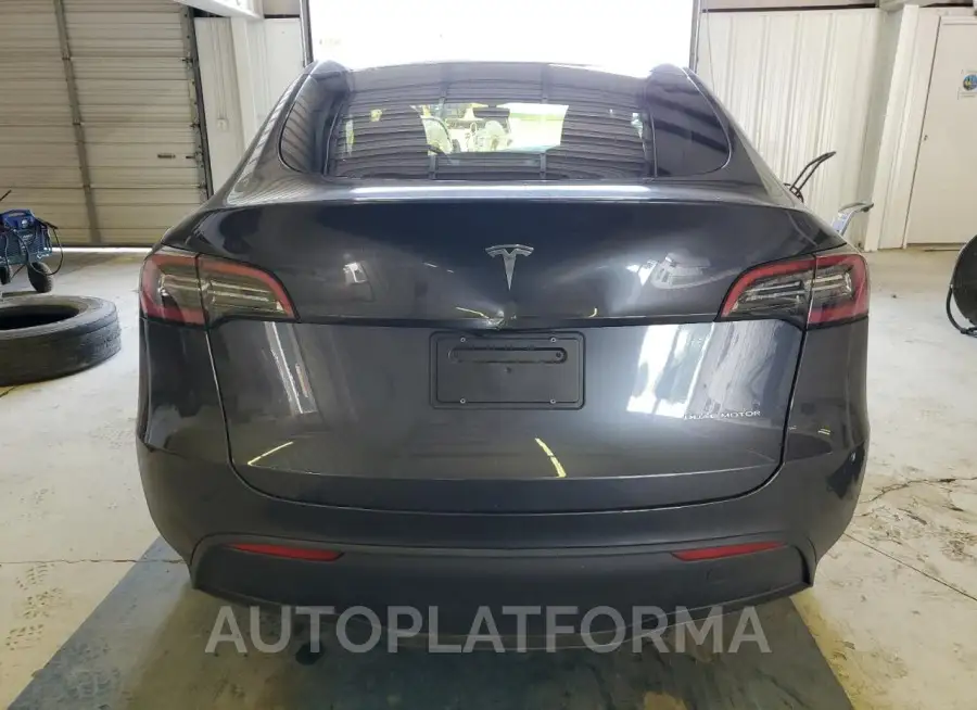 TESLA MODEL Y 2024 vin 7SAYGDEEXRA253433 from auto auction Copart