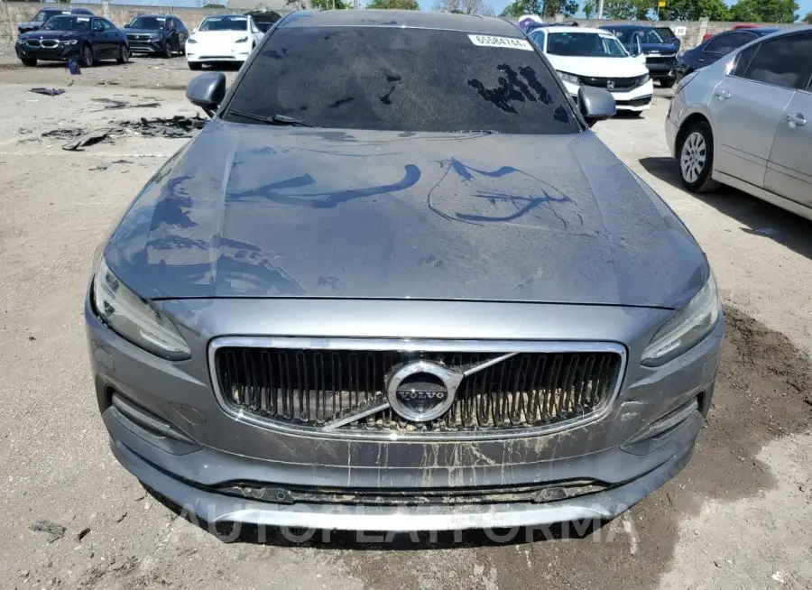 VOLVO S90 T5 MOM 2018 vin LVY982MK3JP036290 from auto auction Copart