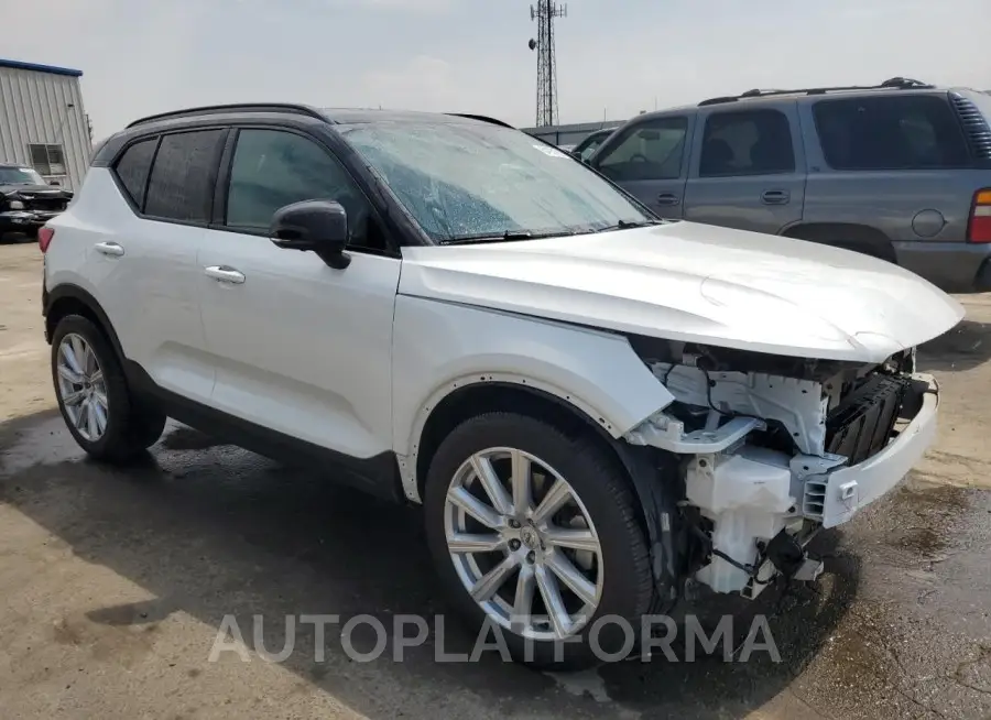 VOLVO XC40 RECHA 2023 vin YV4ED3UM9P2985810 from auto auction Copart