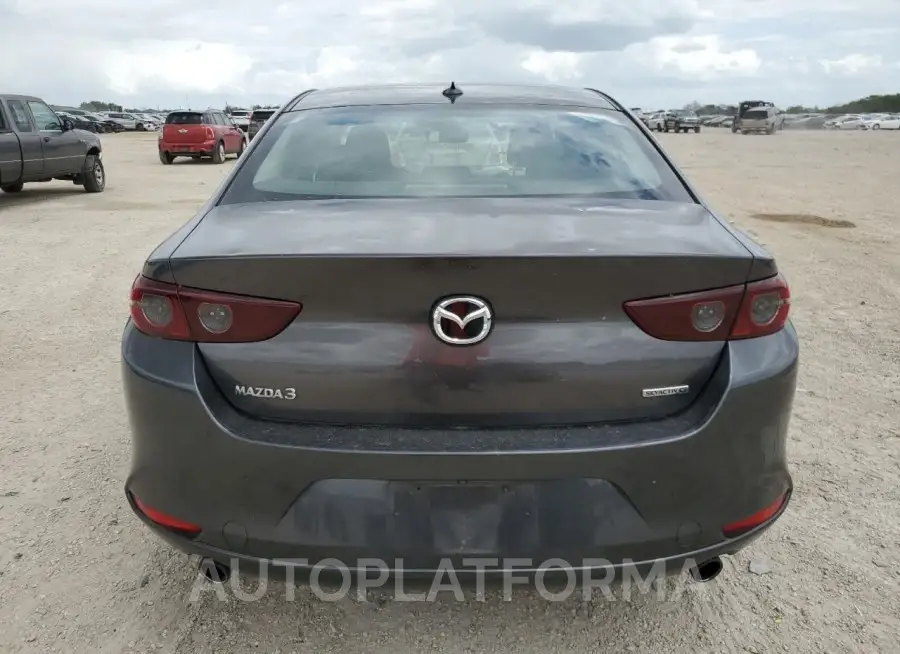 MAZDA 3 PREFERRE 2019 vin 3MZBPADL2KM110754 from auto auction Copart