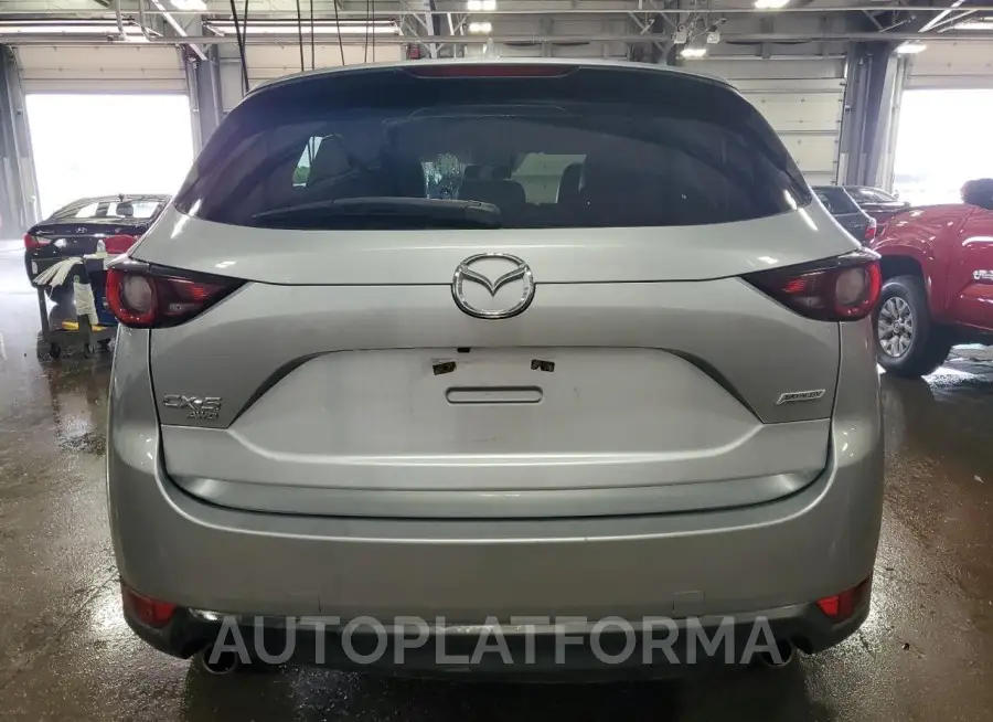 MAZDA CX-5 TOURI 2017 vin JM3KFBCL5H0128357 from auto auction Copart