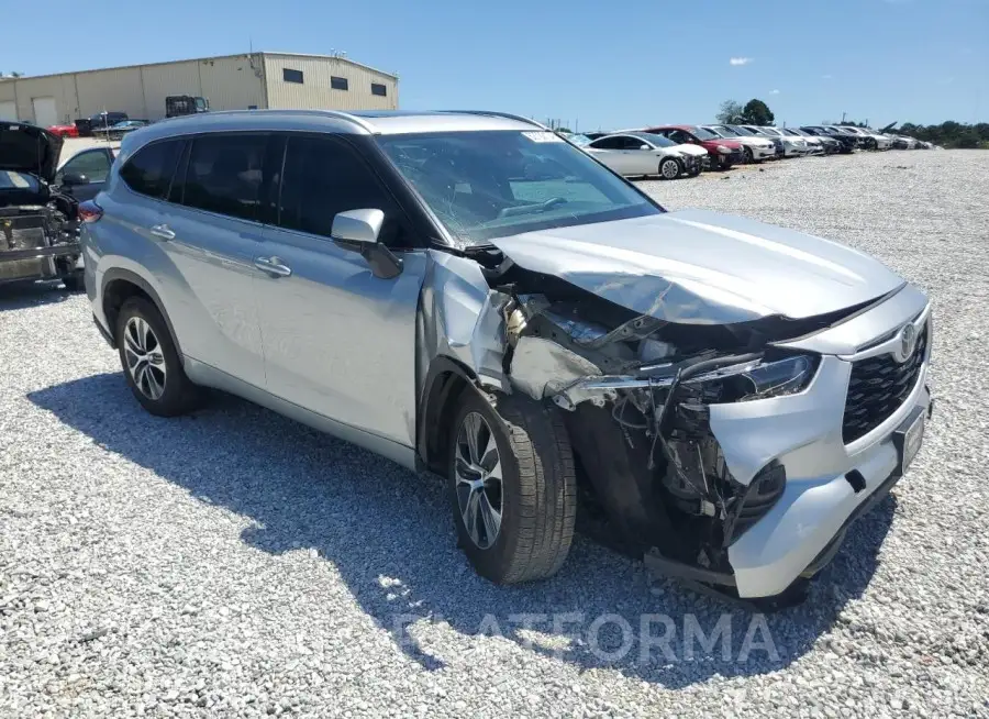 TOYOTA HIGHLANDER 2022 vin 5TDGZRAH5NS103741 from auto auction Copart