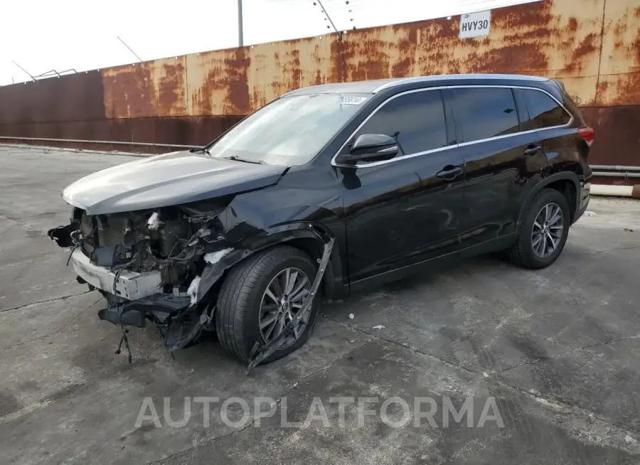 TOYOTA HIGHLANDER 2019 vin 5TDKZRFH5KS563917 from auto auction Copart