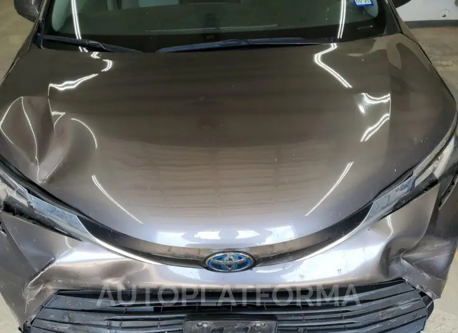 TOYOTA SIENNA XLE 2021 vin 5TDYRKEC4MS040060 from auto auction Copart