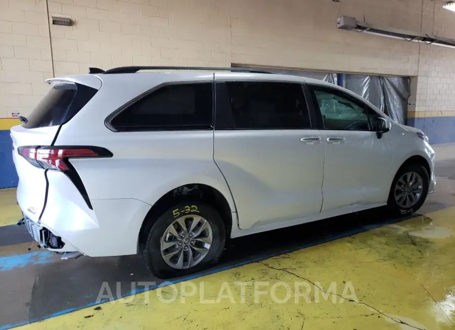 TOYOTA SIENNA XLE 2022 vin 5TDYRKECXNS119962 from auto auction Copart