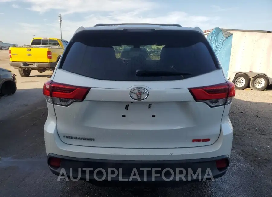 TOYOTA HIGHLANDER 2018 vin 5TDZZRFH2JS276242 from auto auction Copart