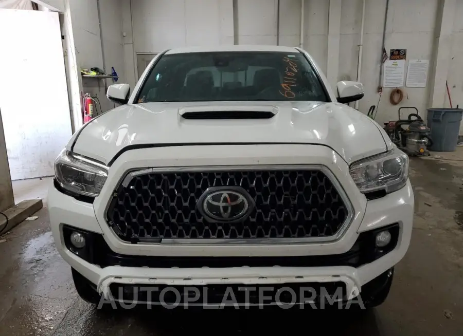 TOYOTA TACOMA DOU 2019 vin 5TFCZ5AN6KX211000 from auto auction Copart