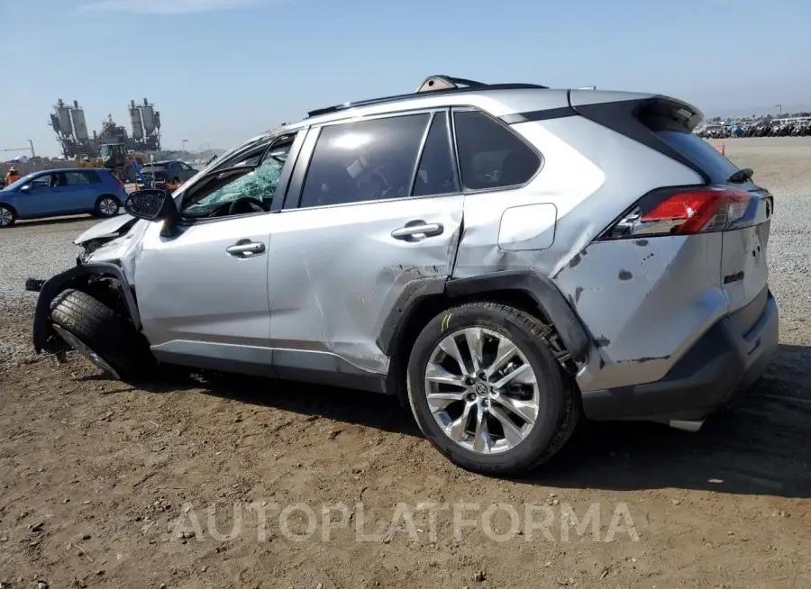 TOYOTA RAV4 XLE P 2020 vin JTMC1RFV2LJ020136 from auto auction Copart