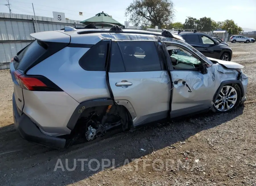 TOYOTA RAV4 XLE P 2020 vin JTMC1RFV2LJ020136 from auto auction Copart