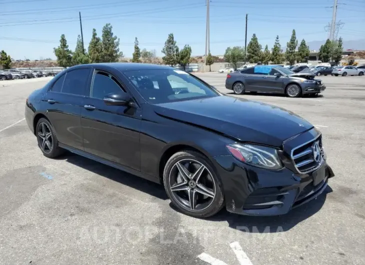 MERCEDES-BENZ E 300 2019 vin WDDZF4JB5KA525975 from auto auction Copart