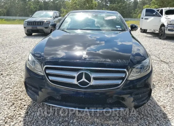 MERCEDES-BENZ E 300 2019 vin WDDZF4JB6KA679773 from auto auction Copart