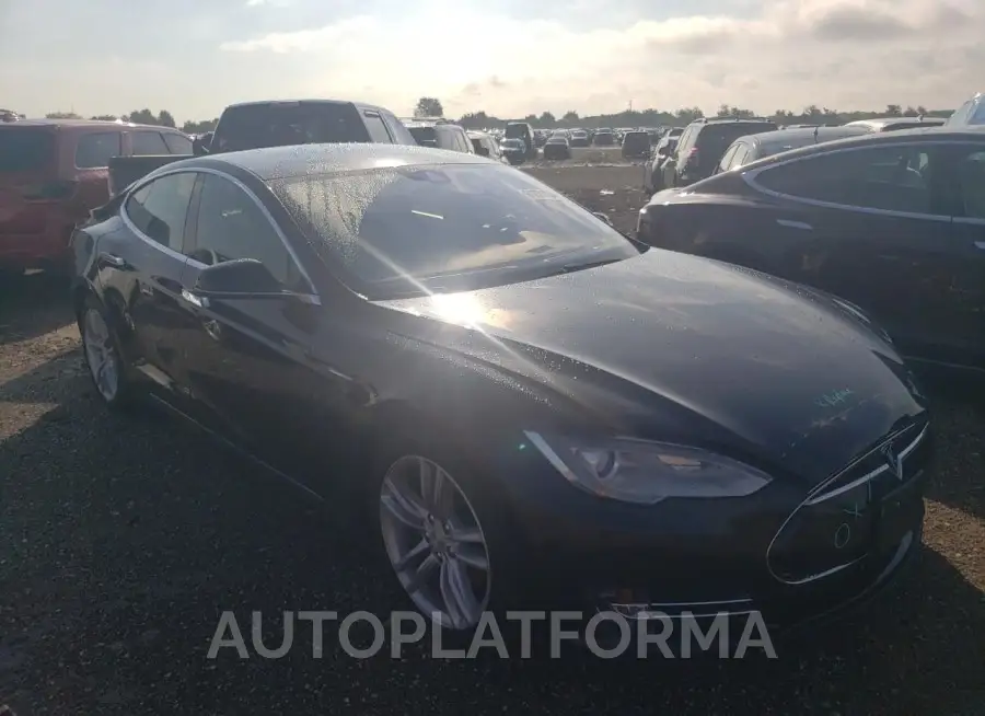 TESLA MODEL S 2015 vin 5YJSA1E22FF114419 from auto auction Copart