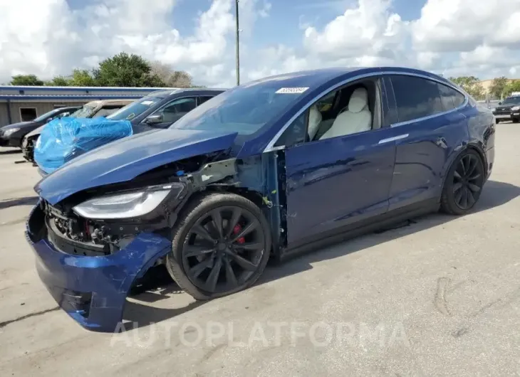 TESLA MODEL X 2017 vin 5YJXCBE4XHF051760 from auto auction Copart