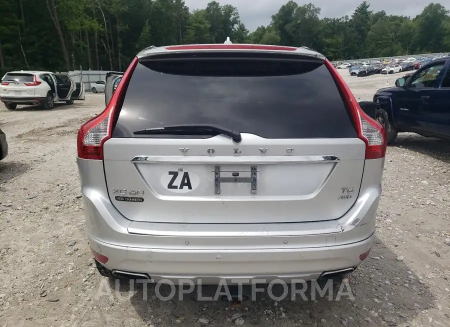 VOLVO XC60 T6 PR 2016 vin YV449MRKXG2901567 from auto auction Copart