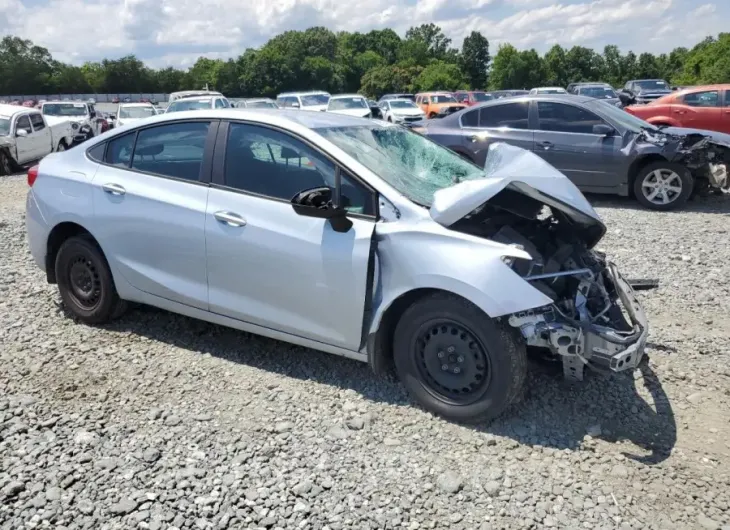 CHEVROLET CRUZE LS 2017 vin 1G1BC5SM8H7162757 from auto auction Copart