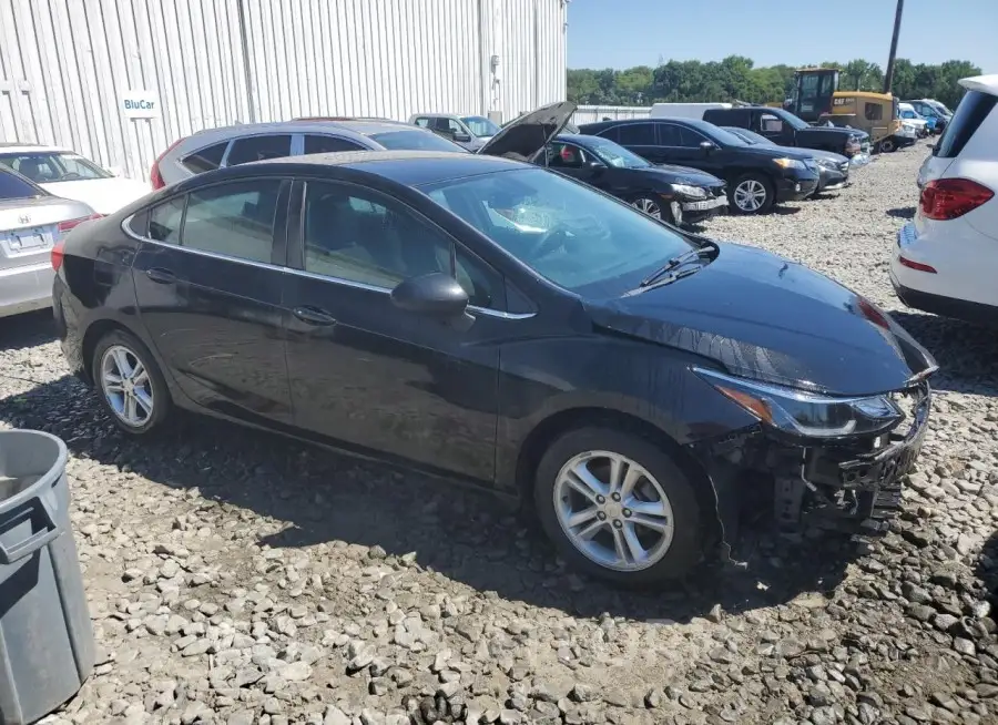 CHEVROLET CRUZE LT 2017 vin 1G1BE5SM1H7166756 from auto auction Copart