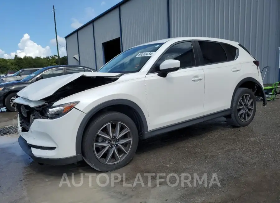 MAZDA CX-5 TOURI 2018 vin JM3KFACM4J1413179 from auto auction Copart