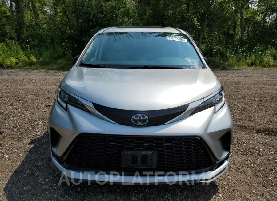 TOYOTA SIENNA LE 2021 vin 5TDGRKEC4MS074673 from auto auction Copart