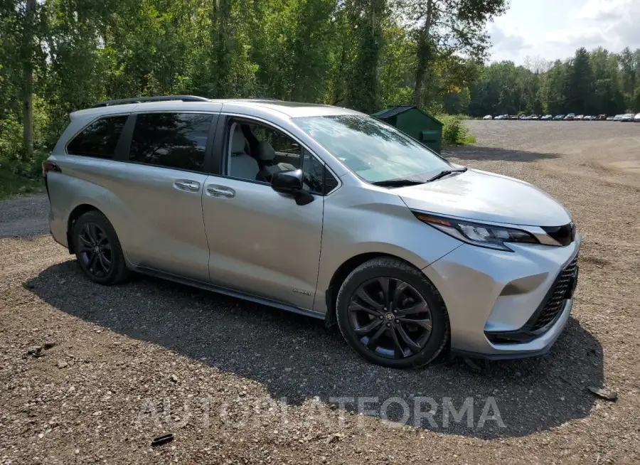 TOYOTA SIENNA LE 2021 vin 5TDGRKEC4MS074673 from auto auction Copart