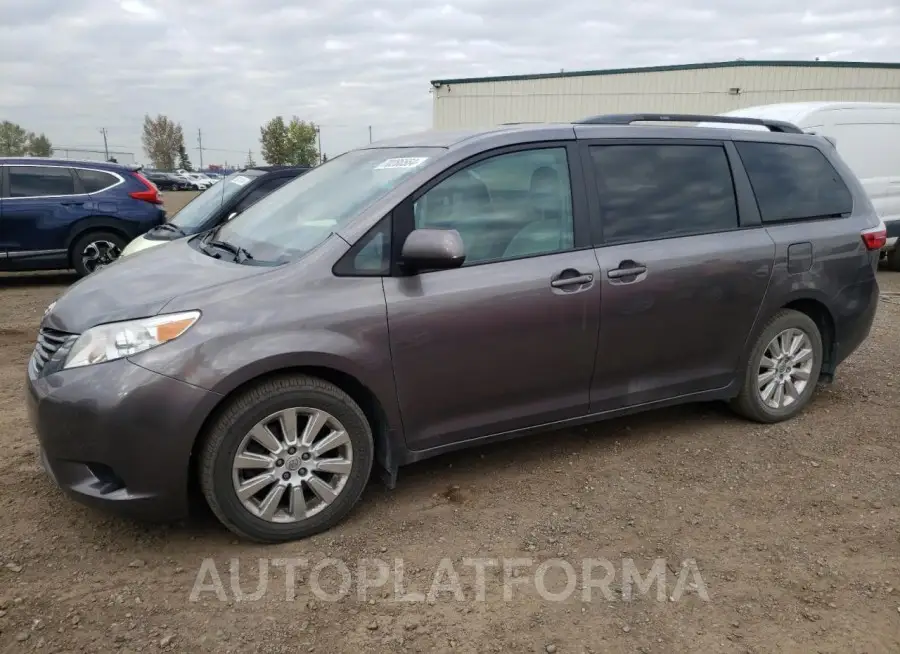 TOYOTA SIENNA LE 2015 vin 5TDJK3DC5FS095570 from auto auction Copart