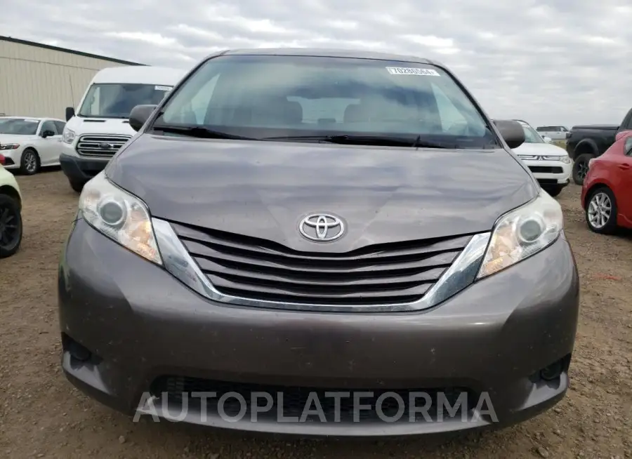 TOYOTA SIENNA LE 2015 vin 5TDJK3DC5FS095570 from auto auction Copart