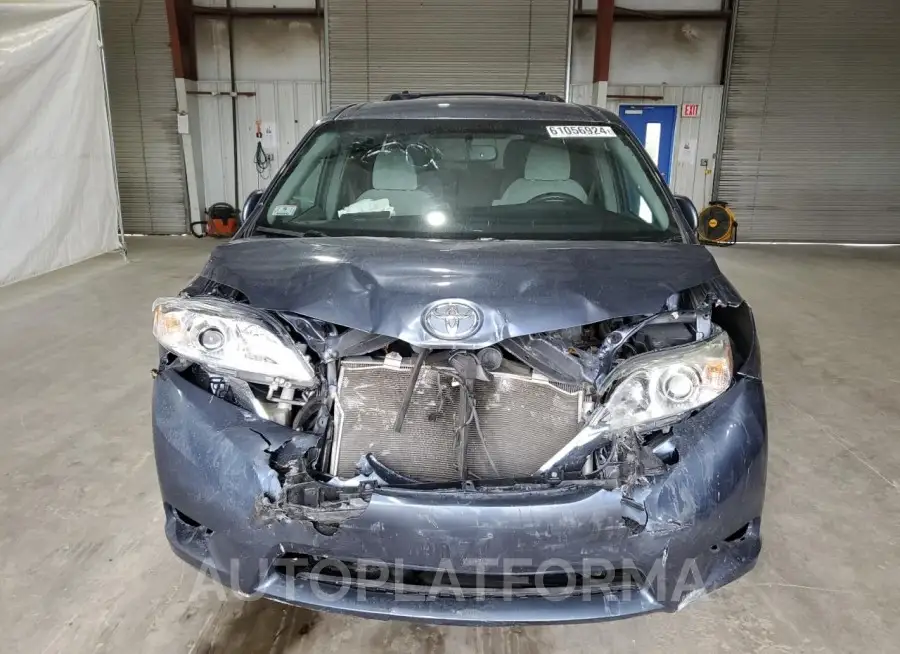 TOYOTA SIENNA LE 2017 vin 5TDJZ3DC7HS146713 from auto auction Copart