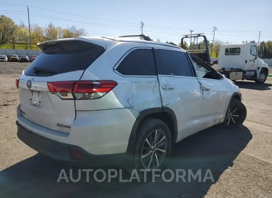 TOYOTA HIGHLANDER 2017 vin 5TDJZRFH2HS476027 from auto auction Copart